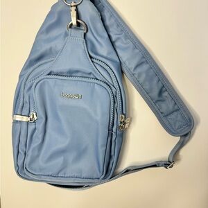 Baggallini Central Park Sling Bag in dusty blue